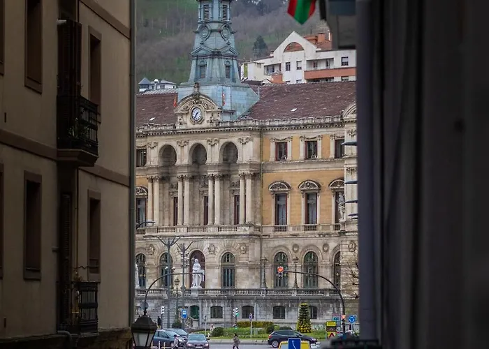 Apartment Ayuntamiento Bilbao, Casco Viejo -parking Optional *