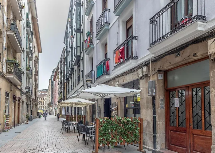 Ayuntamiento Bilbao, Casco Viejo -parking Optional アパート *