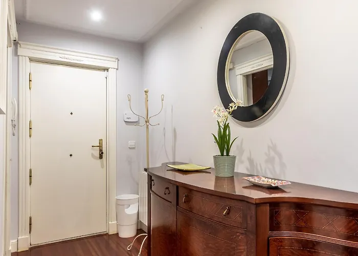 Апартаменты Ayuntamiento Bilbao, Casco Viejo -parking Optional